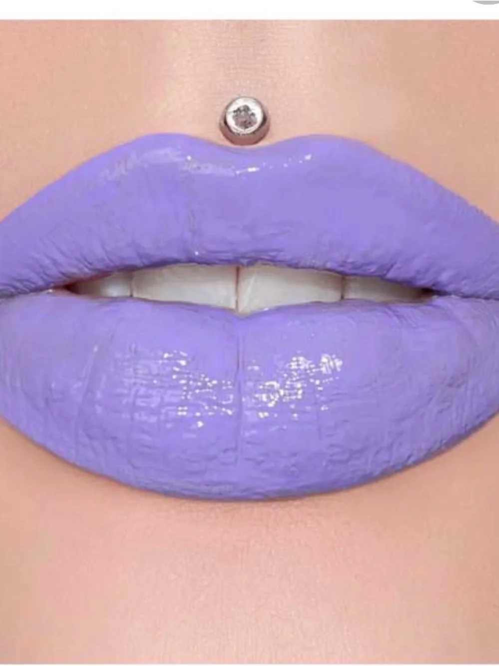 Jeffree Star Supreme Gloss - Frosting For Dinner
